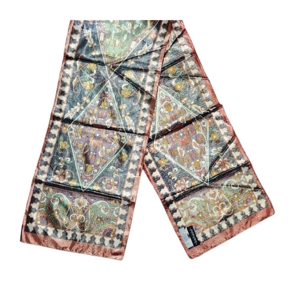 Oscar de la Renta Vintage Metallic Geometric Scarf Italy 53x10.5 Gold Silver - Picture 6 of 9